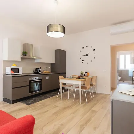 شقة Abbraccio Di Mare- Relax Vicino Al Porto